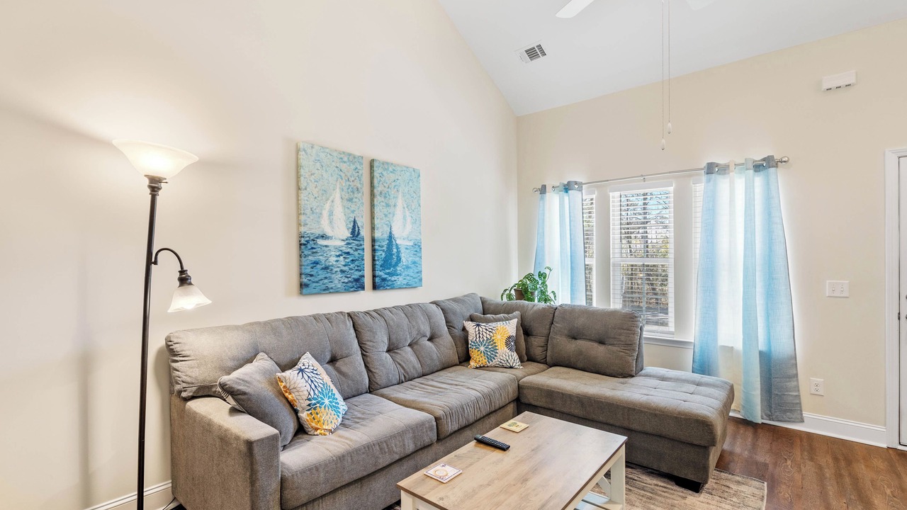 Photo of Livingroom in Shell Point