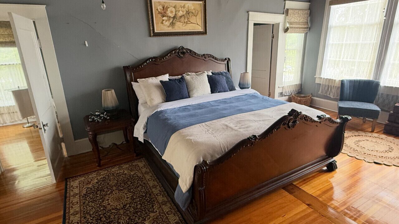 Photo of Bedroom in Anderson