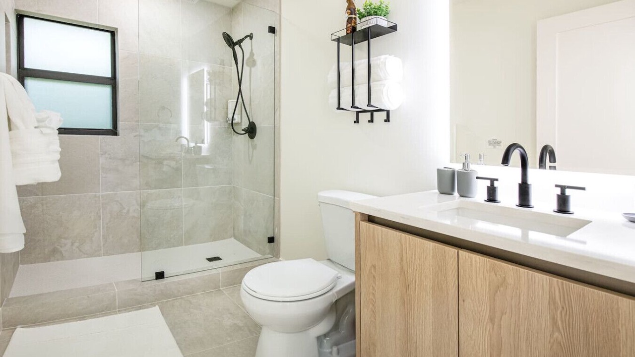 Photo of Bathroom in East Naples