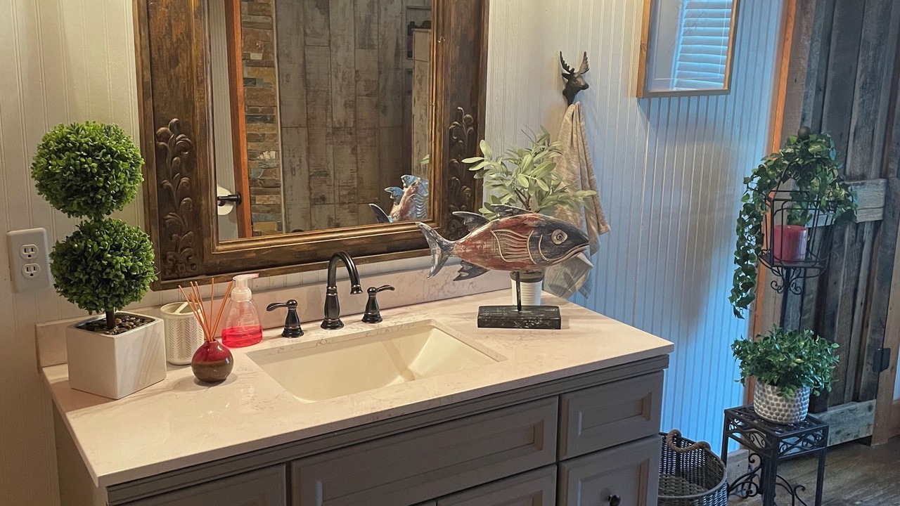 Photo of Bathroom in Townville