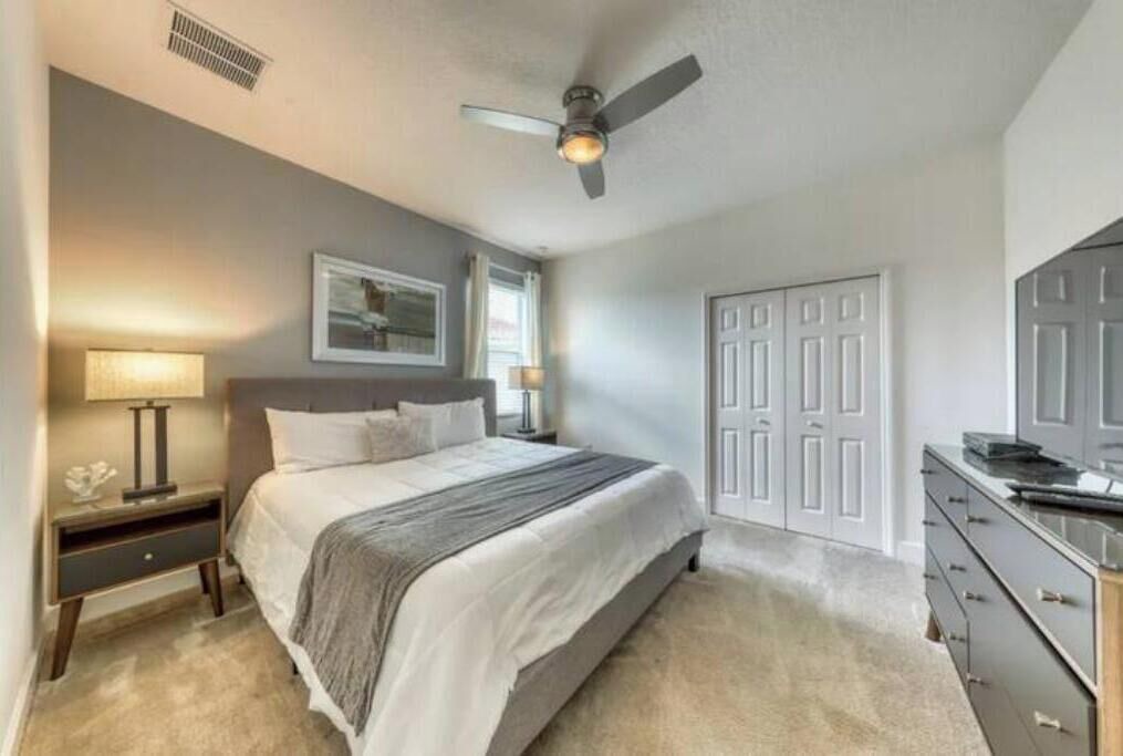 Photo of Bedroom in Loughman