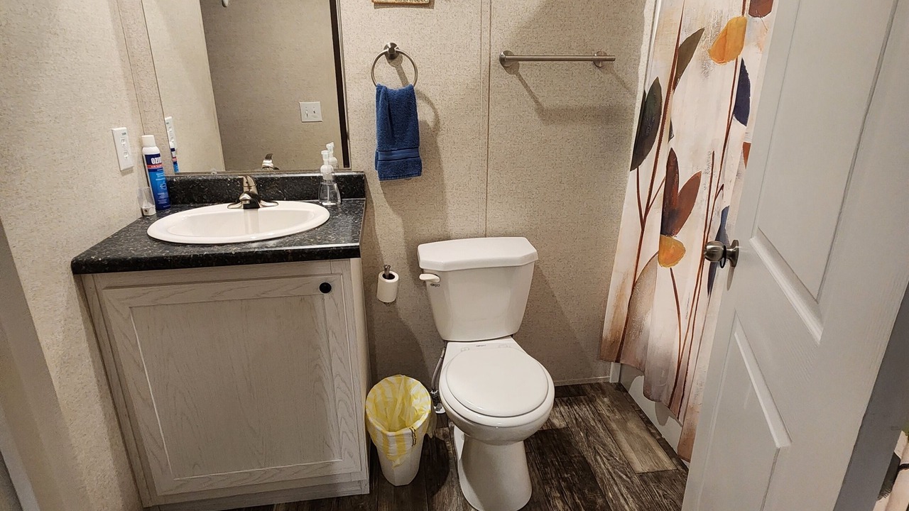 Photo of Bathroom in Lake Secession