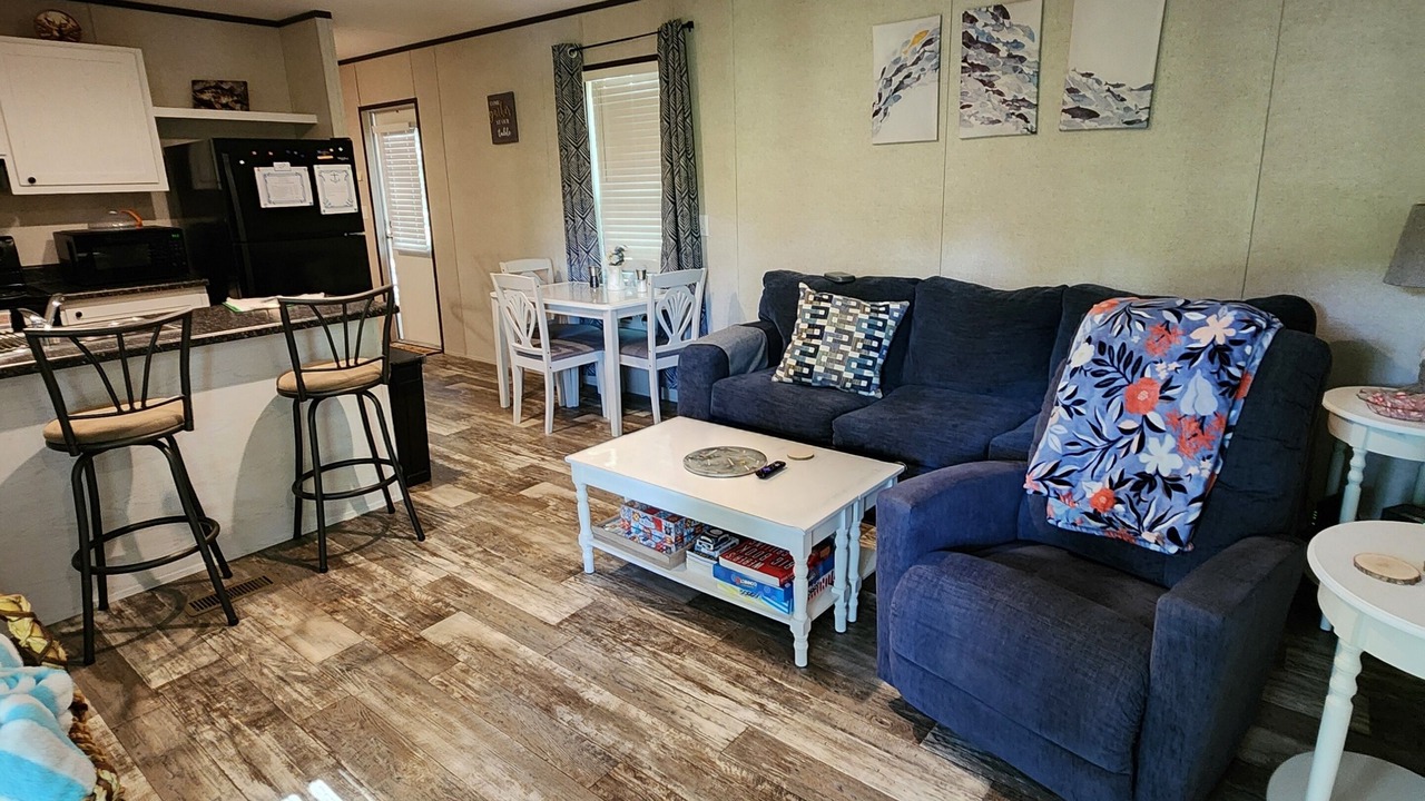 Photo of Livingroom in Lake Secession