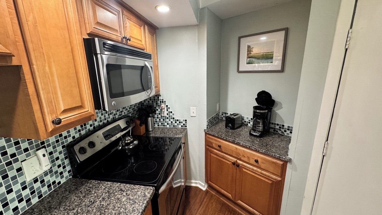 Photo of Kitchen in Night Heron