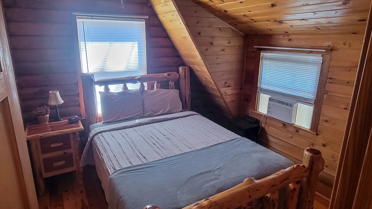 Photo of Bedroom in Townville