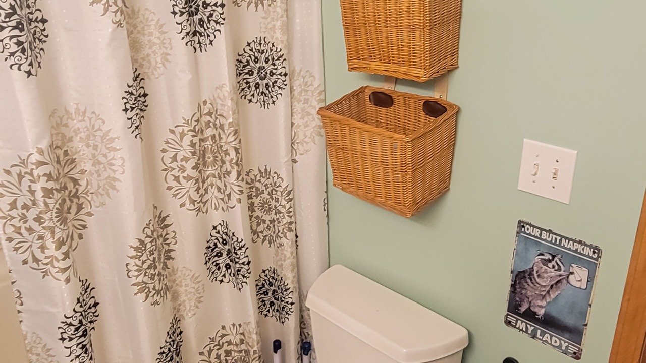 Photo of Bathroom in Townville