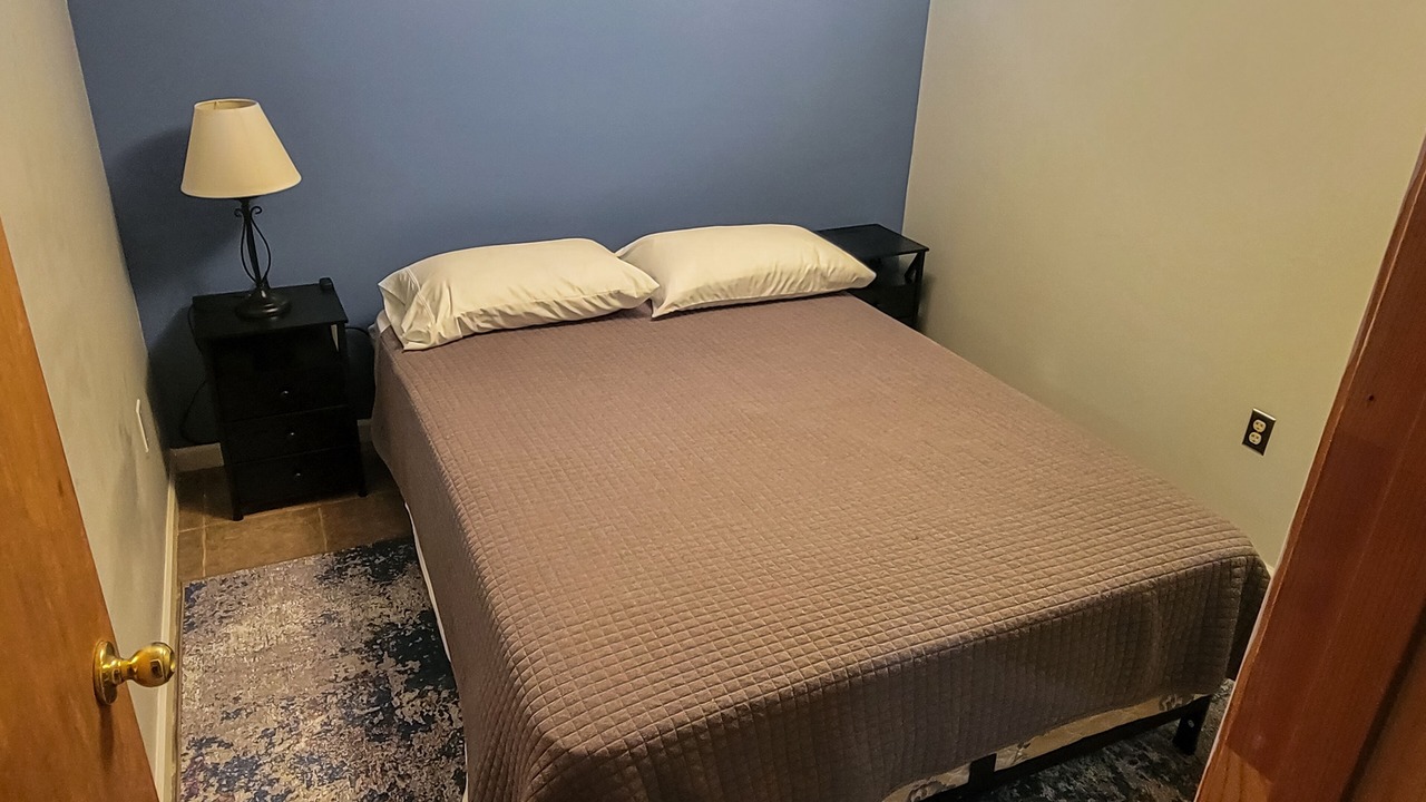 Photo of Bedroom in Townville