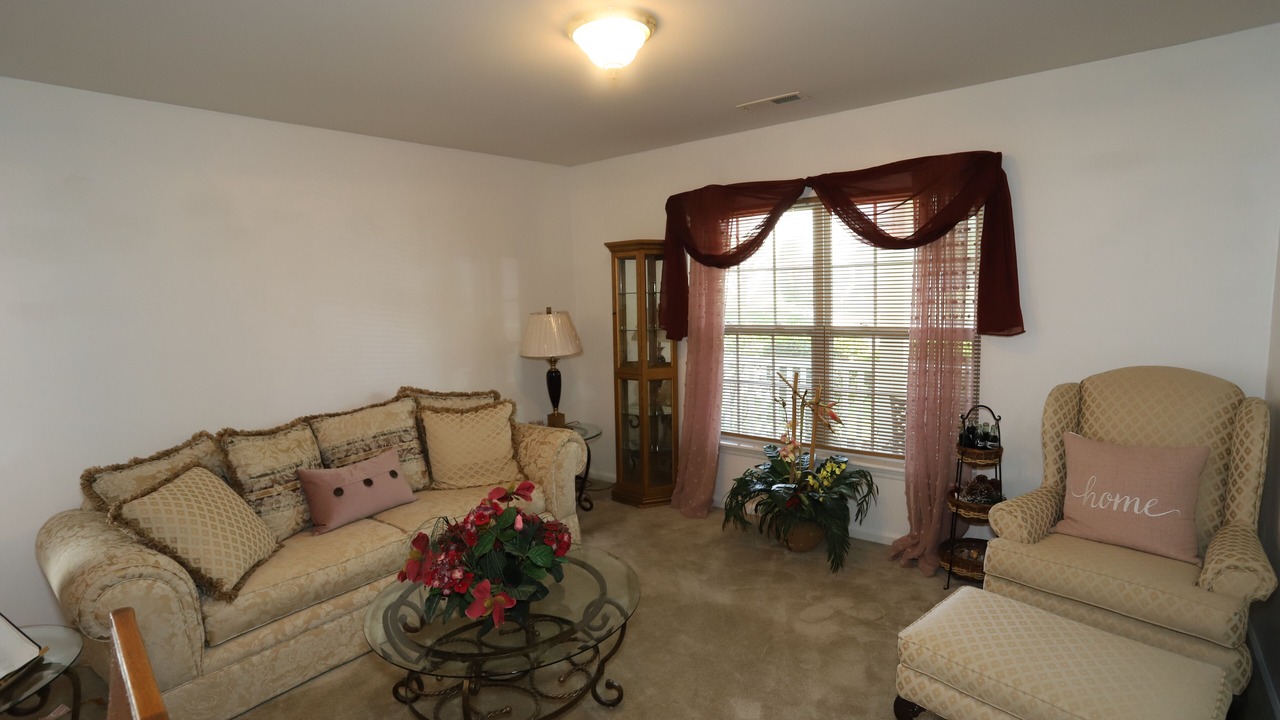 Photo of Livingroom in Summerville