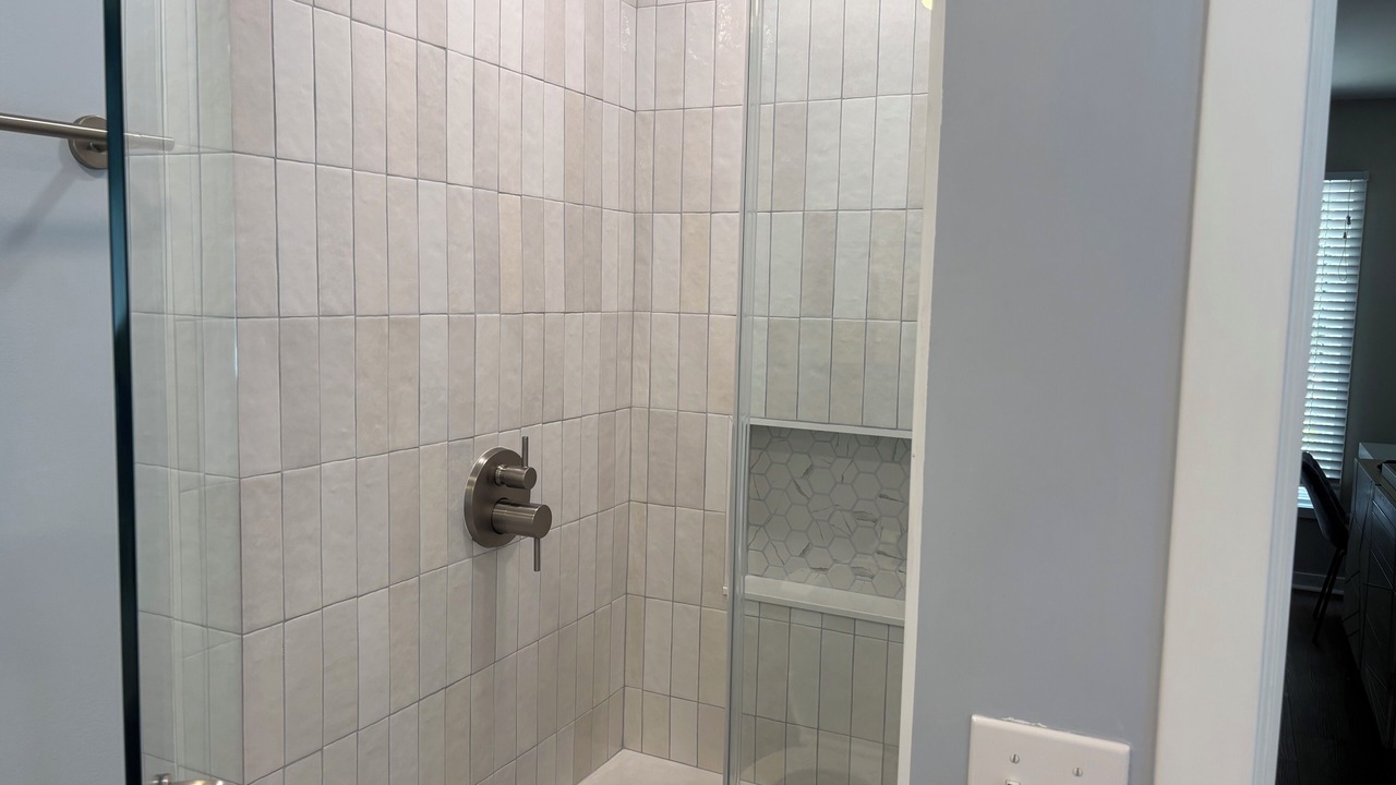 Photo of Bathroom in Beach Lagoon