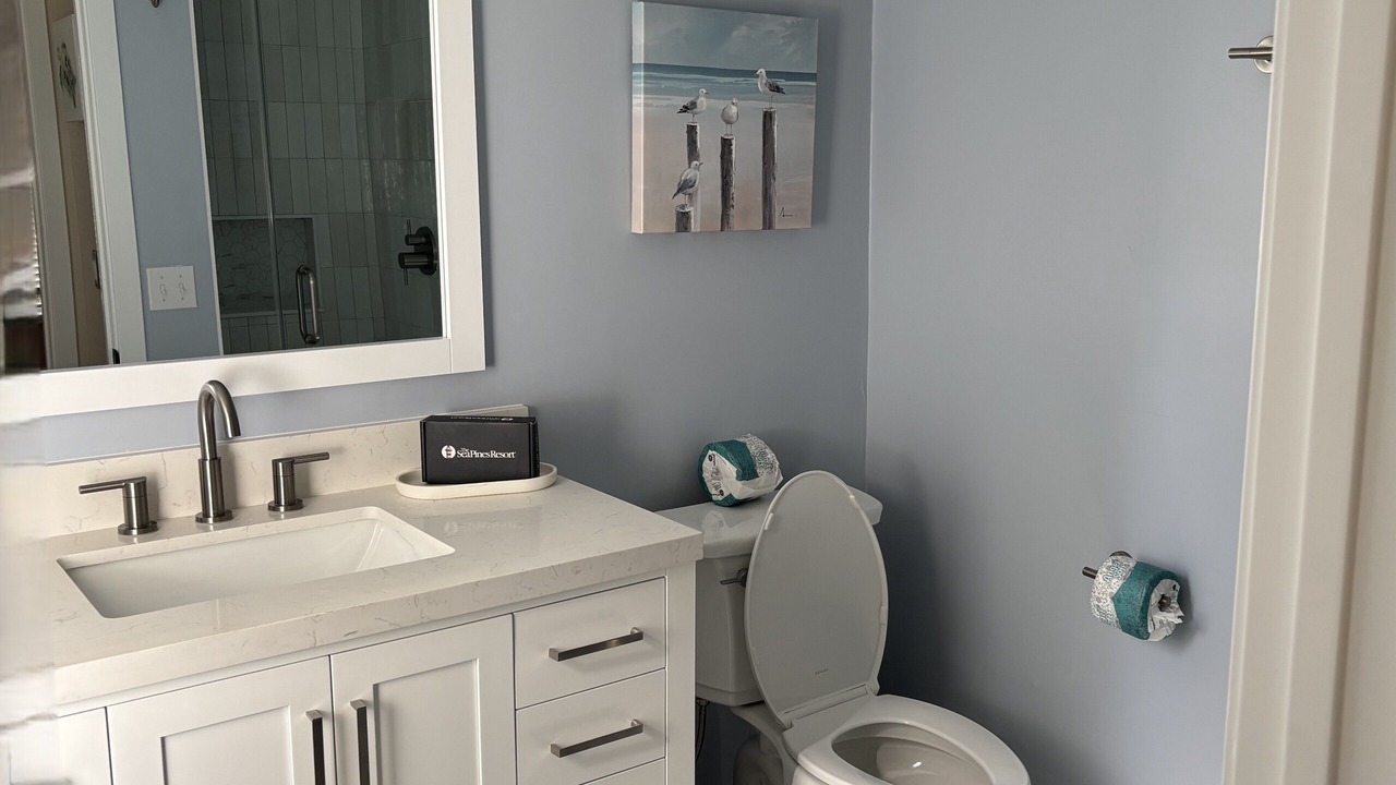 Photo of Bathroom in Beach Lagoon
