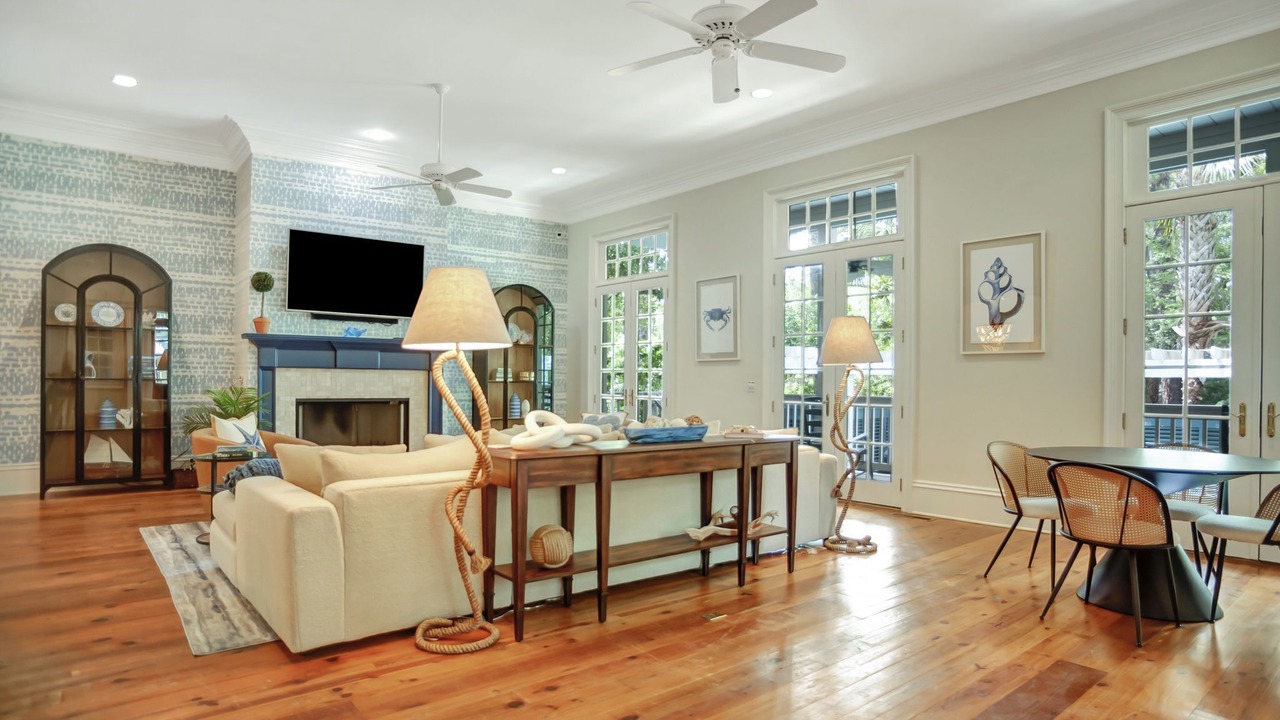 Photo of Livingroom in Sea Pines