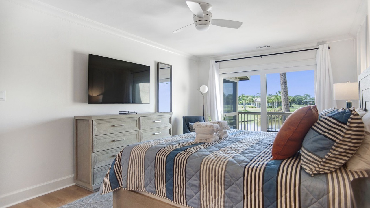 Photo of Bedroom in Oceanside