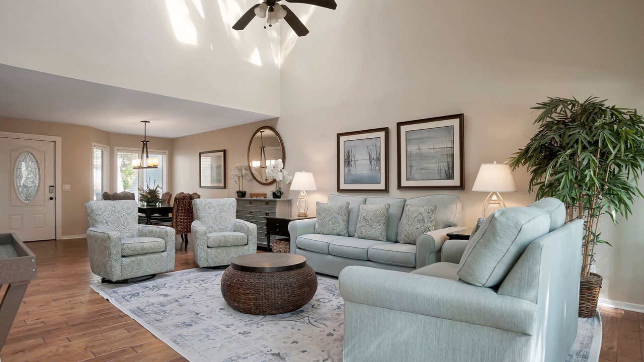 Photo of Livingroom in Beach Lagoon