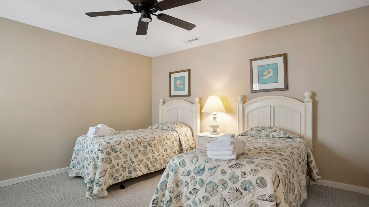 Photo of Bedroom in Beach Lagoon