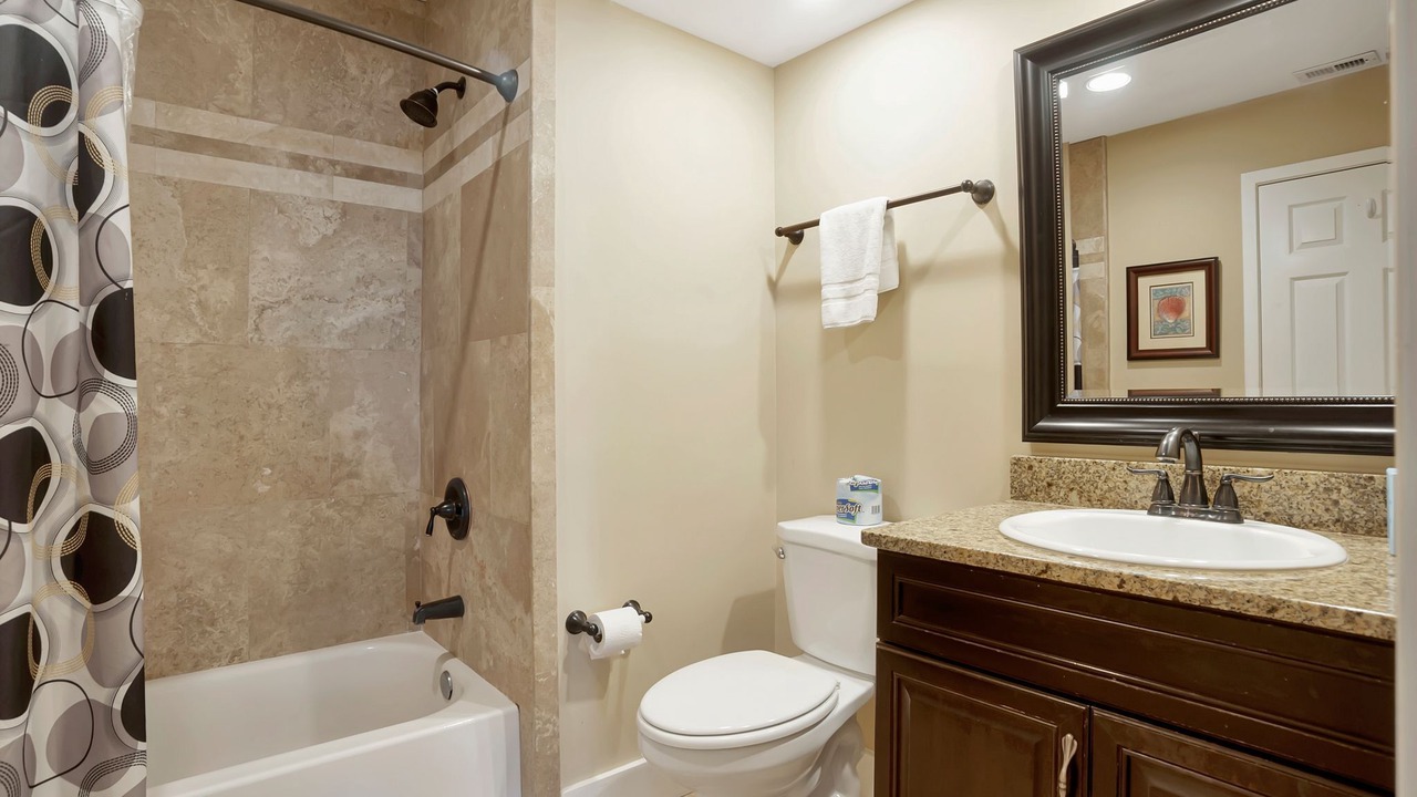 Photo of Bathroom in Beach Lagoon