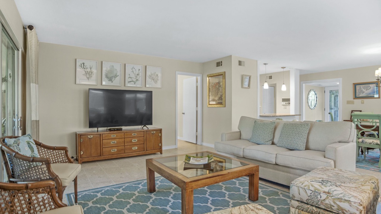 Photo of Livingroom in Beach Lagoon
