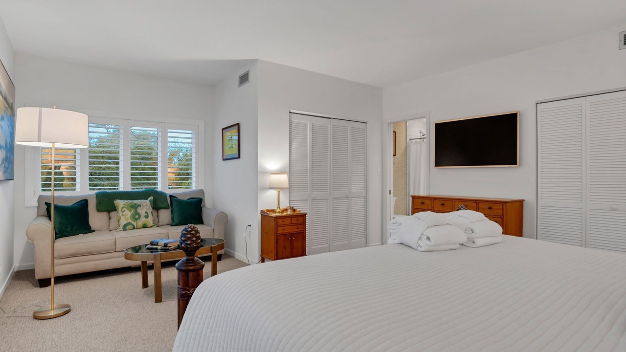 Photo of Bedroom in Beach Lagoon