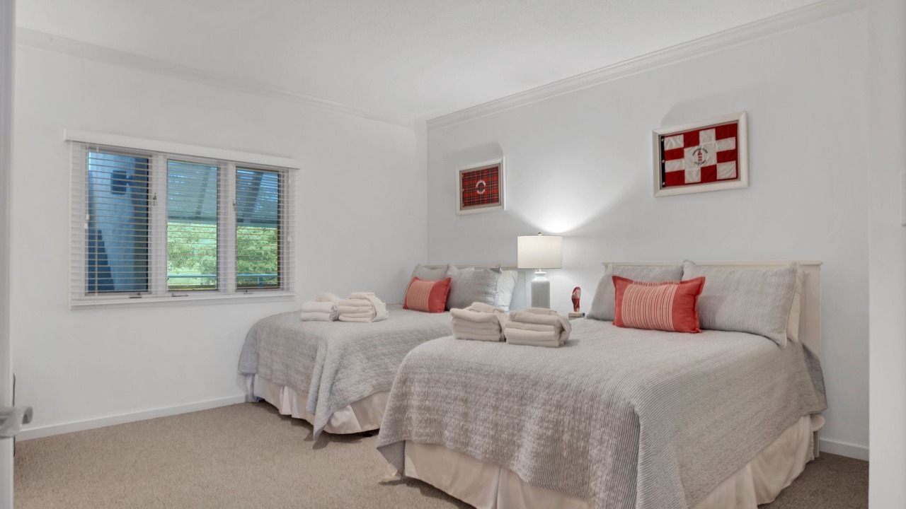 Photo of Bedroom in Beach Lagoon