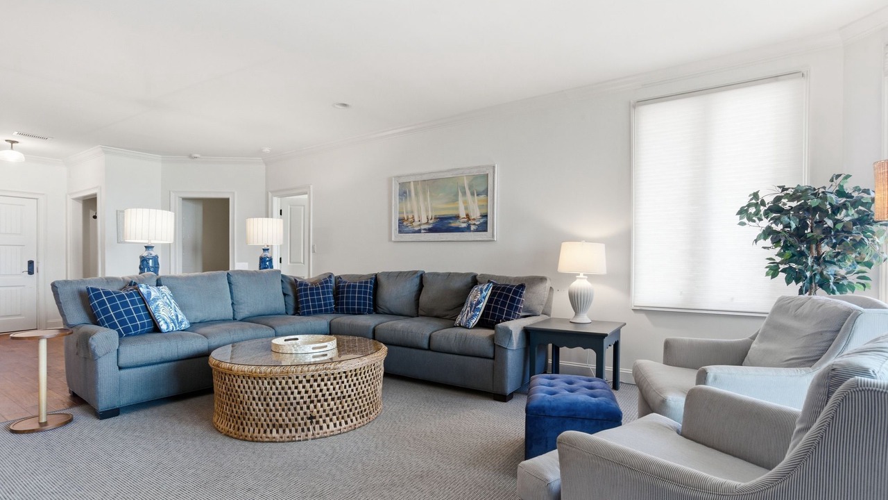Photo of Livingroom in Beach Lagoon