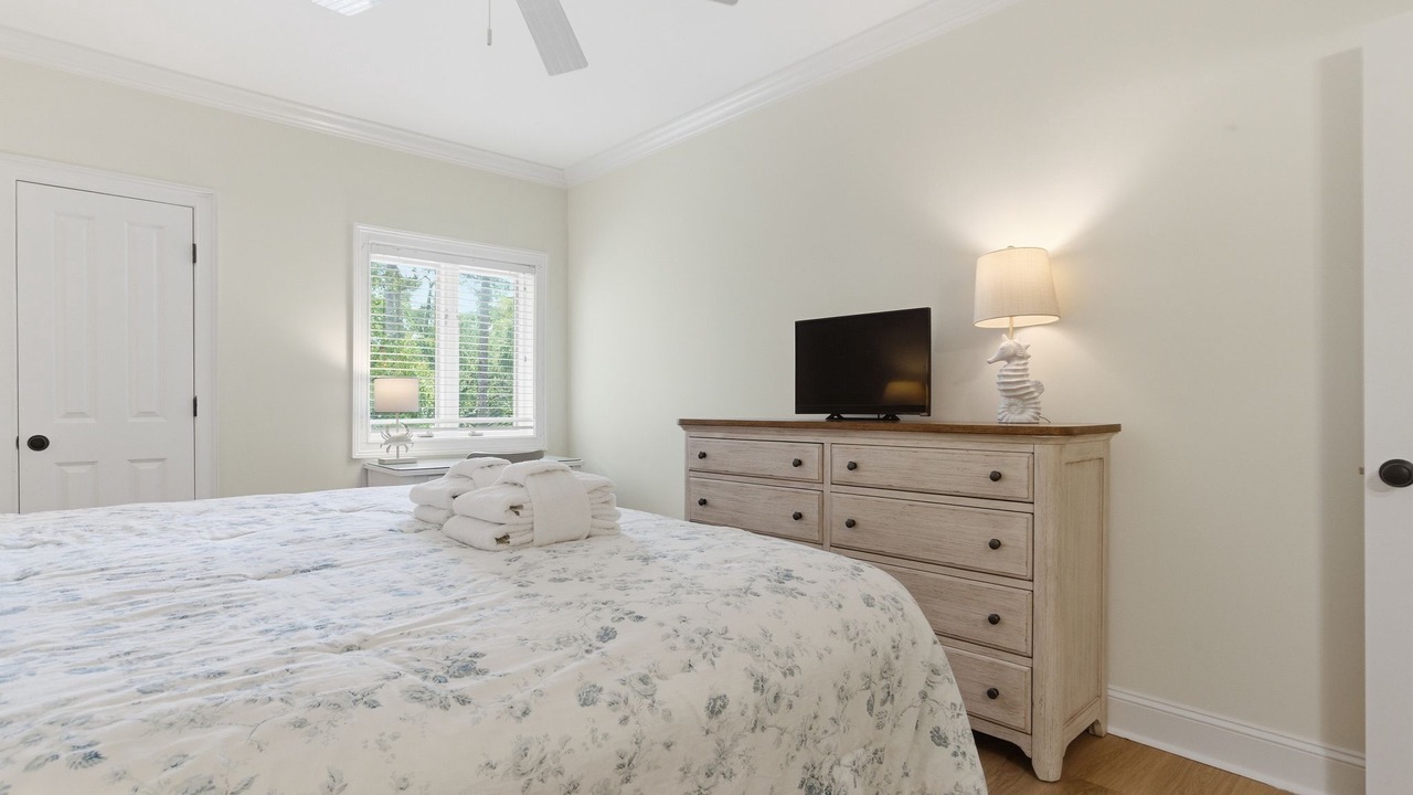Photo of Bedroom in Beach Lagoon
