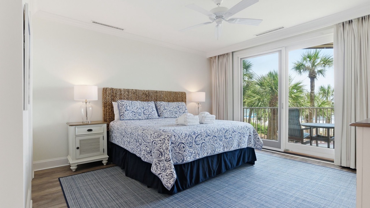 Photo of Bedroom in Beach Lagoon
