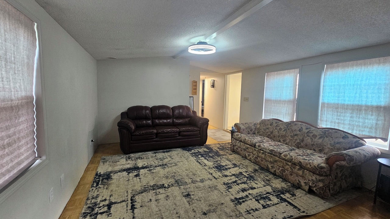 Photo of Livingroom in Abbeville County