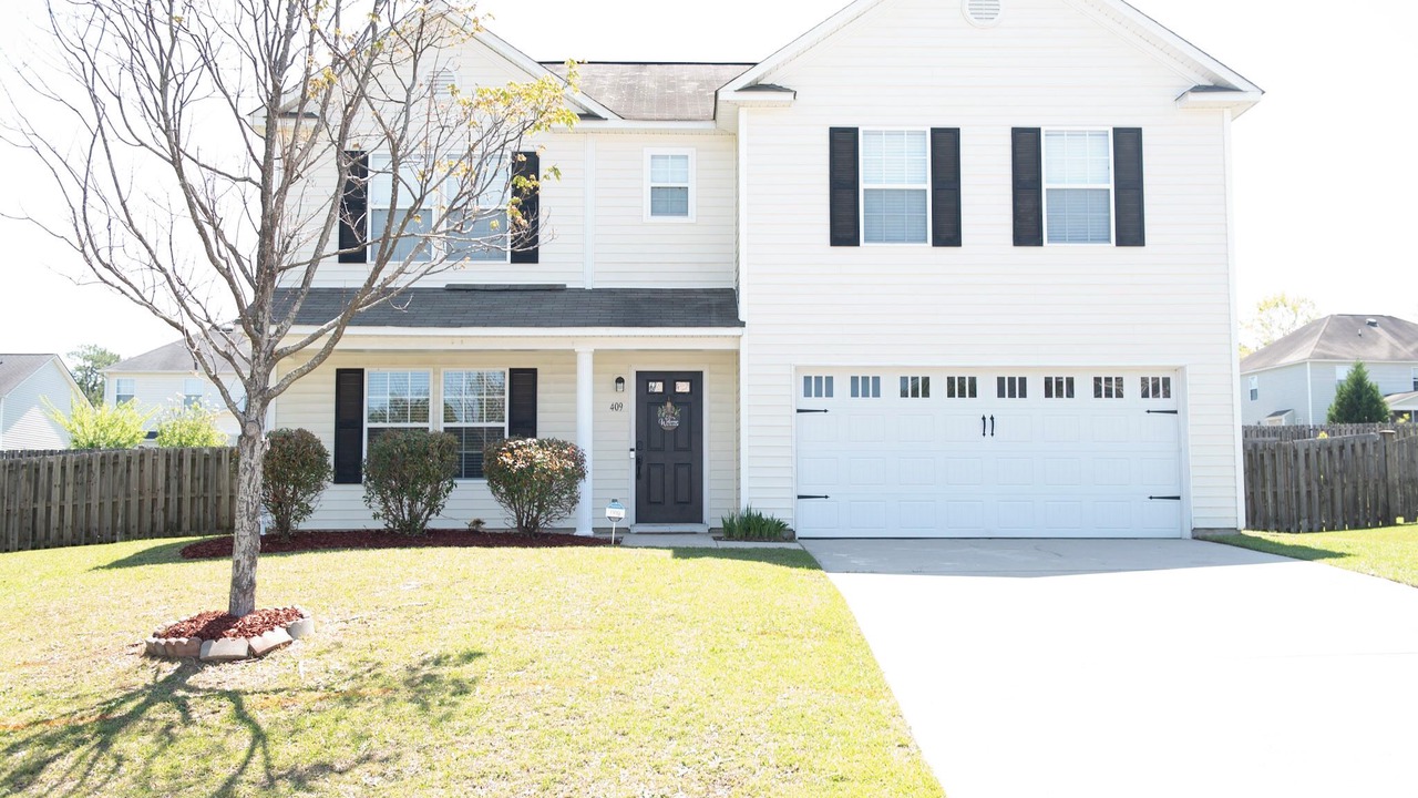 Photo of Outdoor in Huntcliff