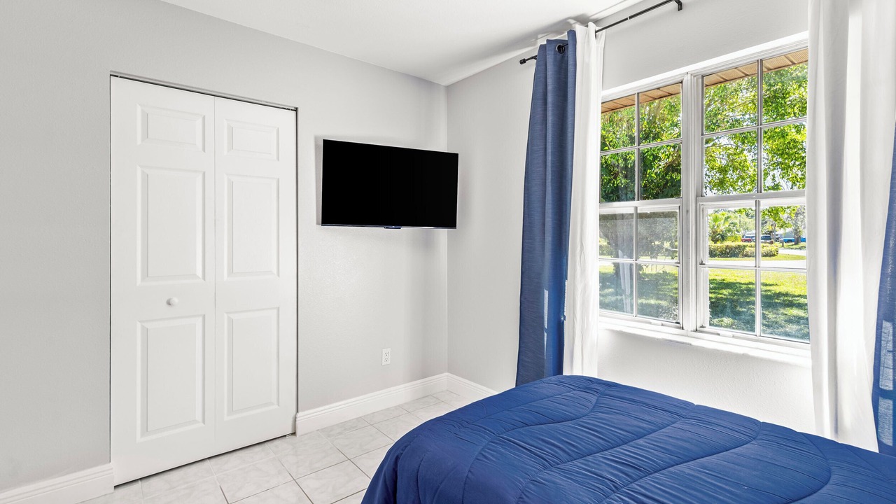 Photo of Bedroom in Florida Ridge
