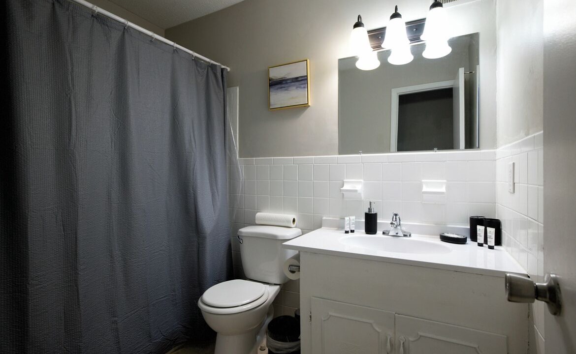 Photo of Bathroom in St. Andrews