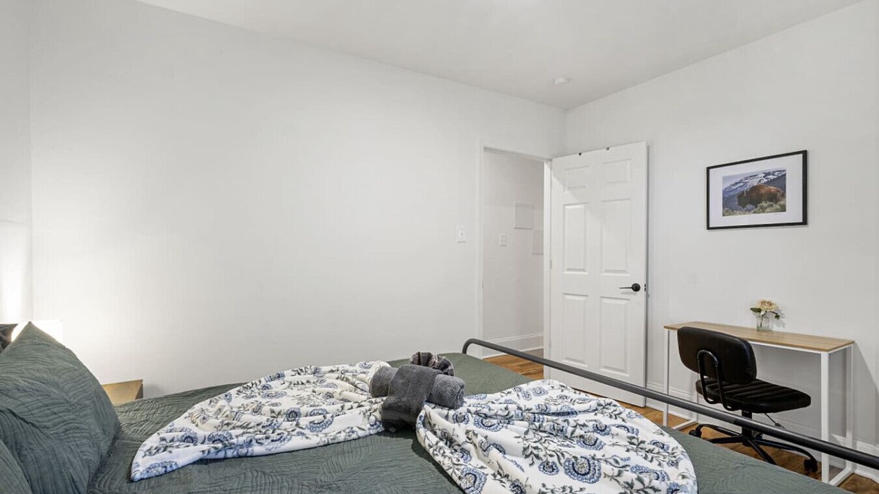 Photo of Bedroom in Downtown