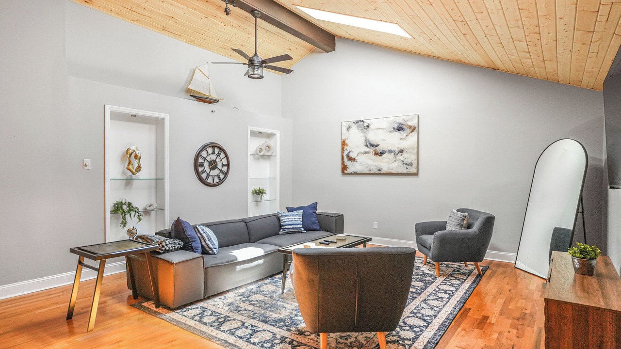 Photo of Livingroom in Mint Hill