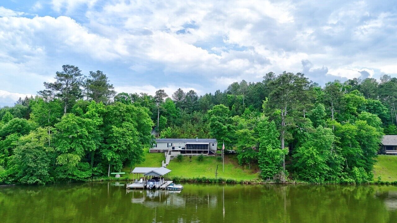Photo of Outdoor in Greenwood County
