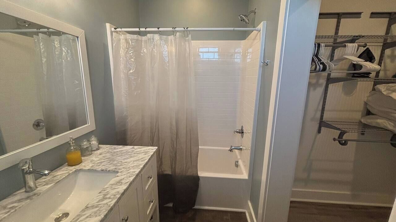 Photo of Bathroom in Dunean