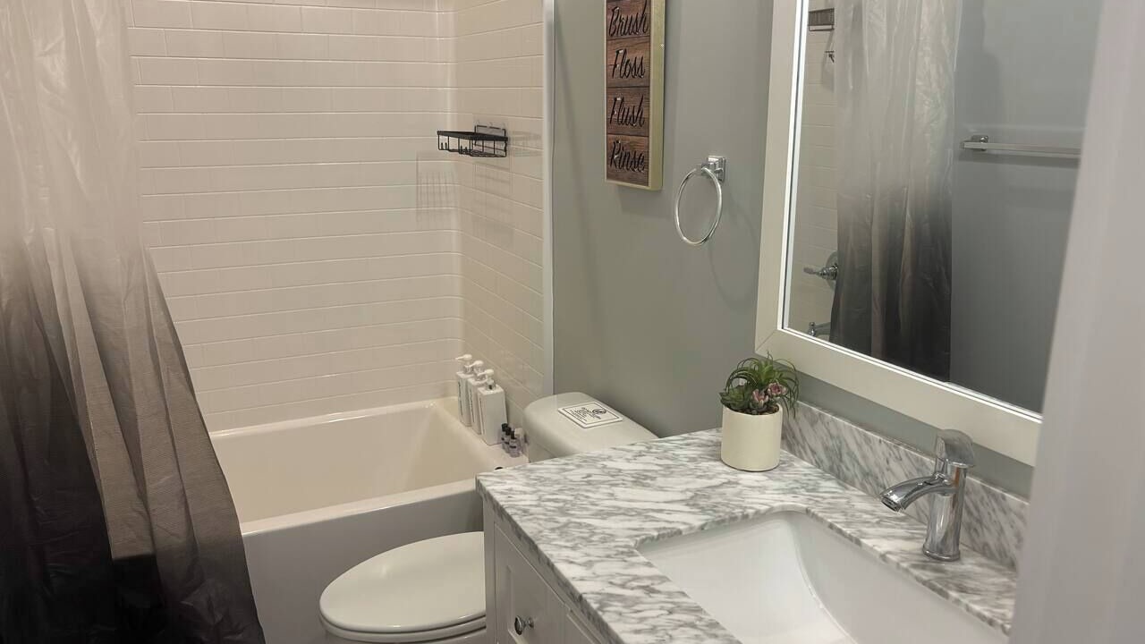 Photo of Bathroom in Dunean