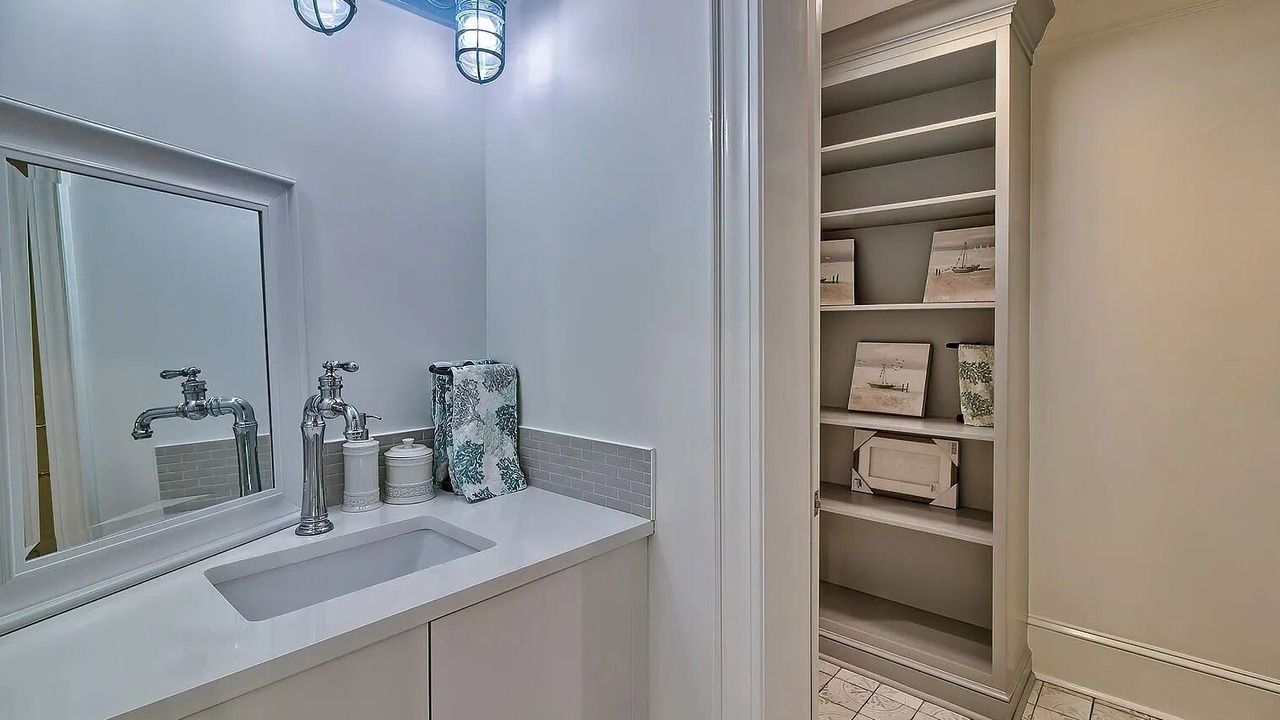 Photo of Bathroom in Chapin