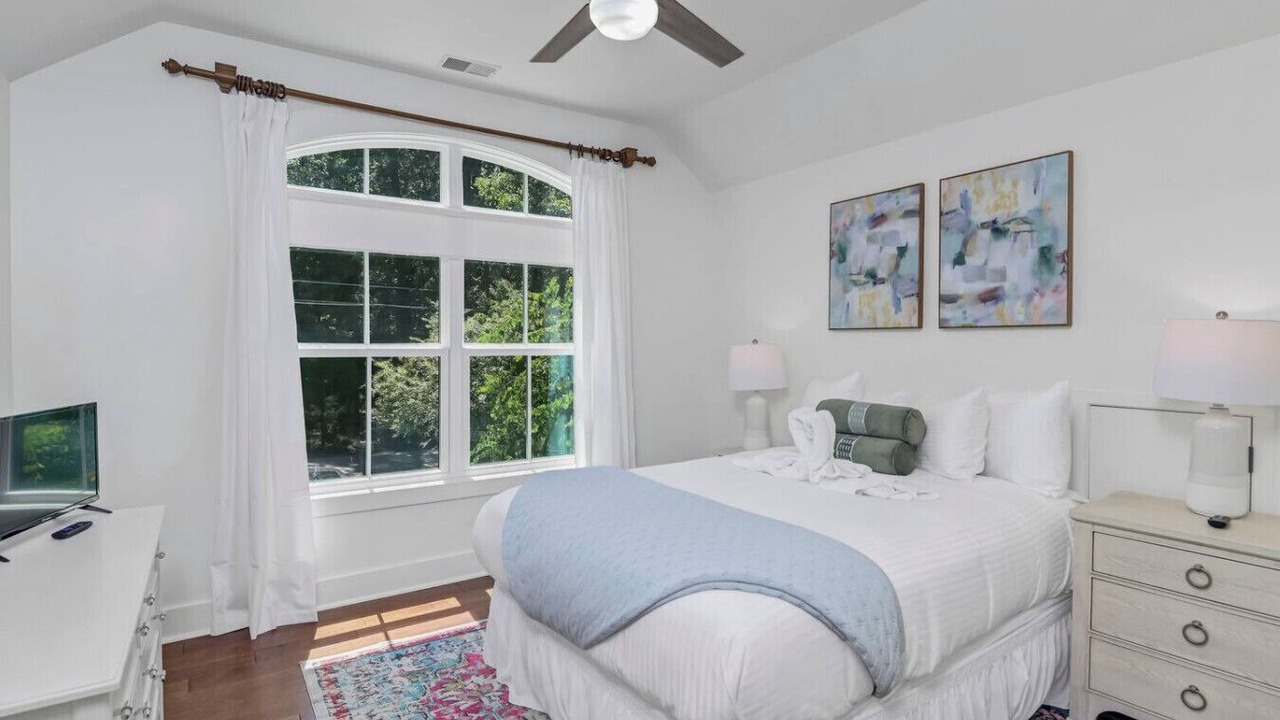 Photo of Bedroom in Chapin