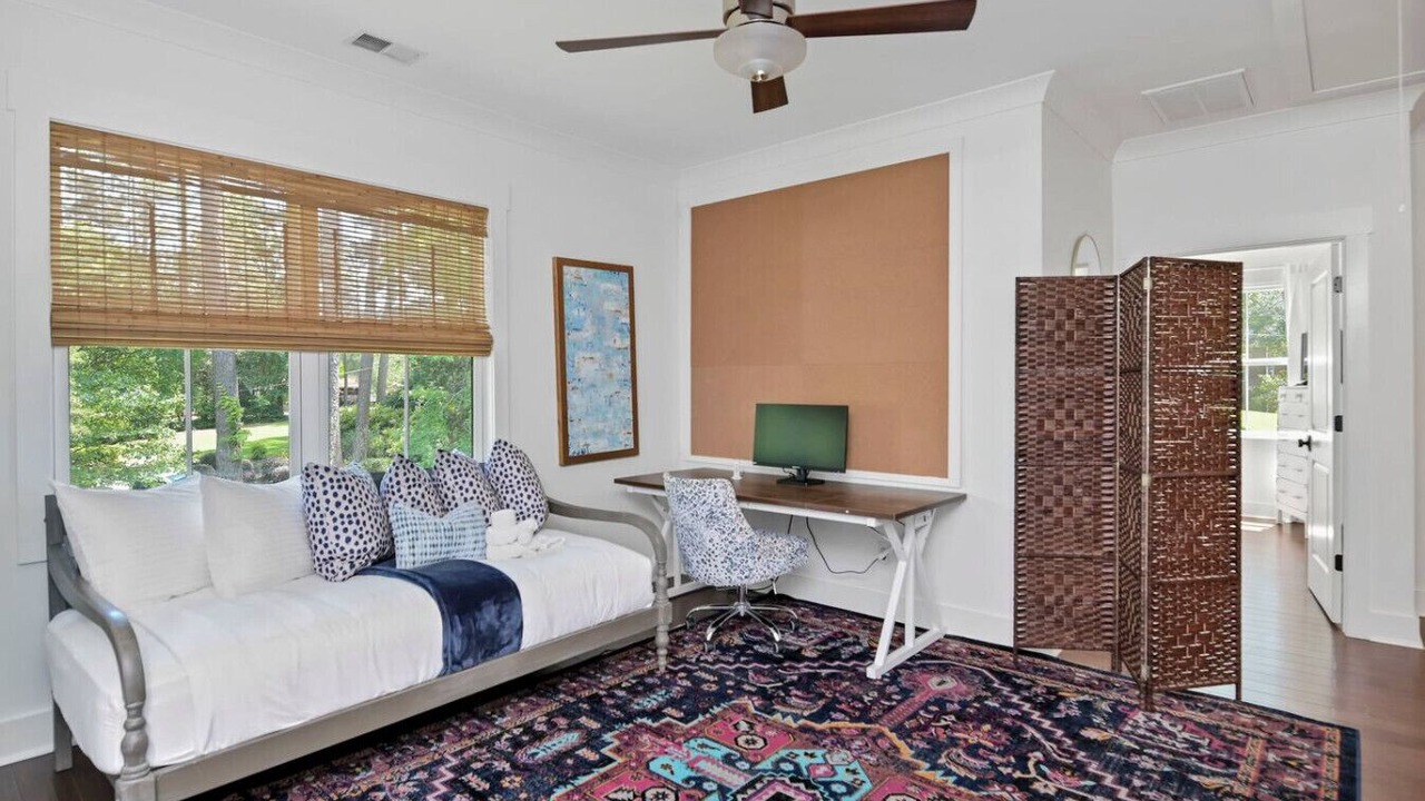 Photo of Bedroom in Chapin