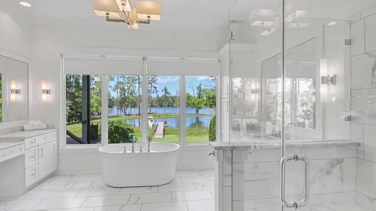 Photo of Bathroom in Chapin