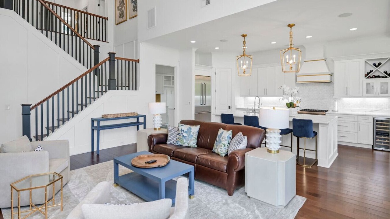 Photo of Livingroom in Chapin