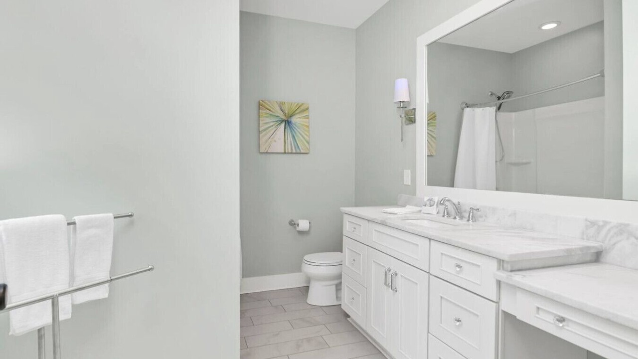 Photo of Bathroom in Chapin