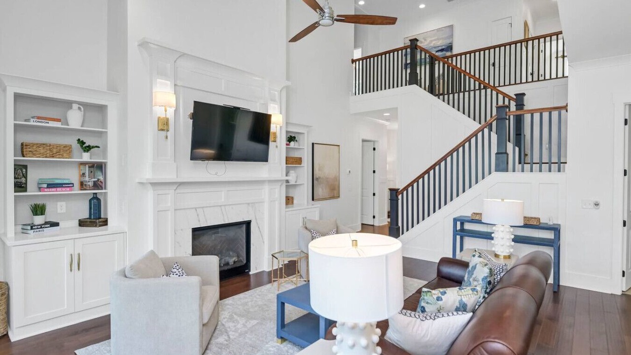 Photo of Livingroom in Chapin