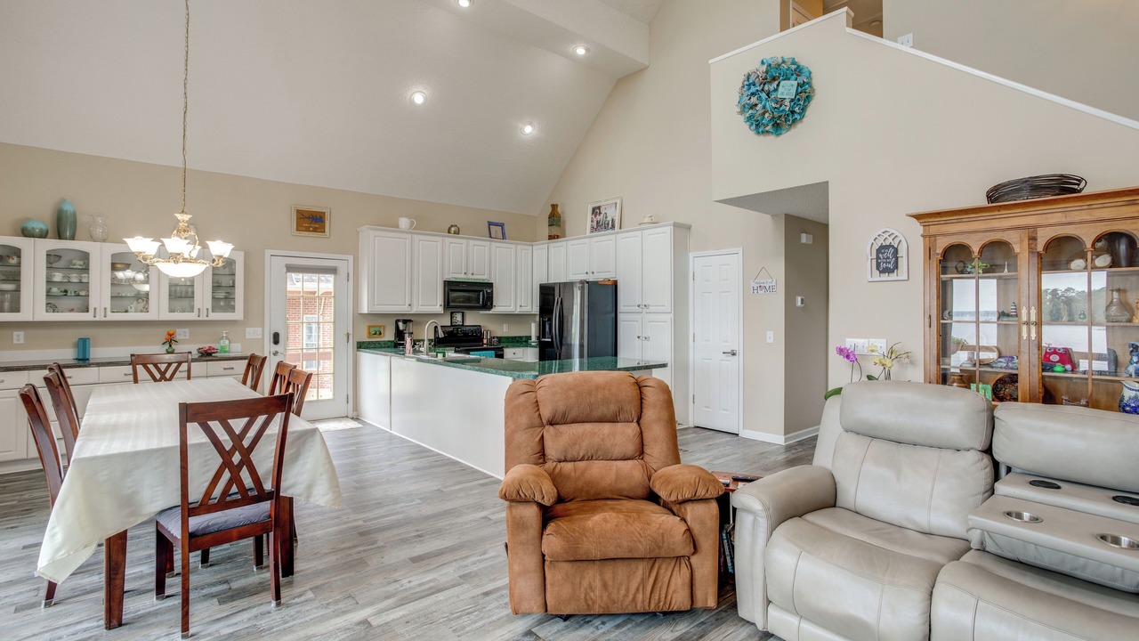 Photo of Livingroom in Chapin