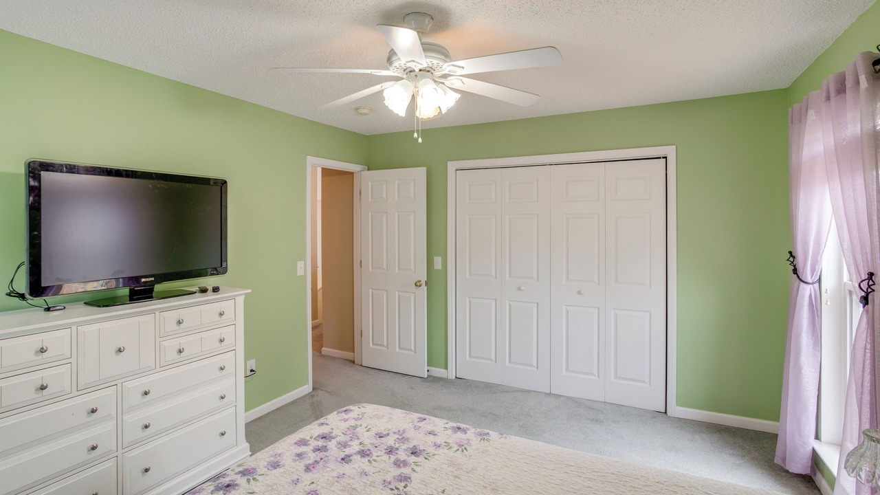 Photo of Bedroom in Chapin