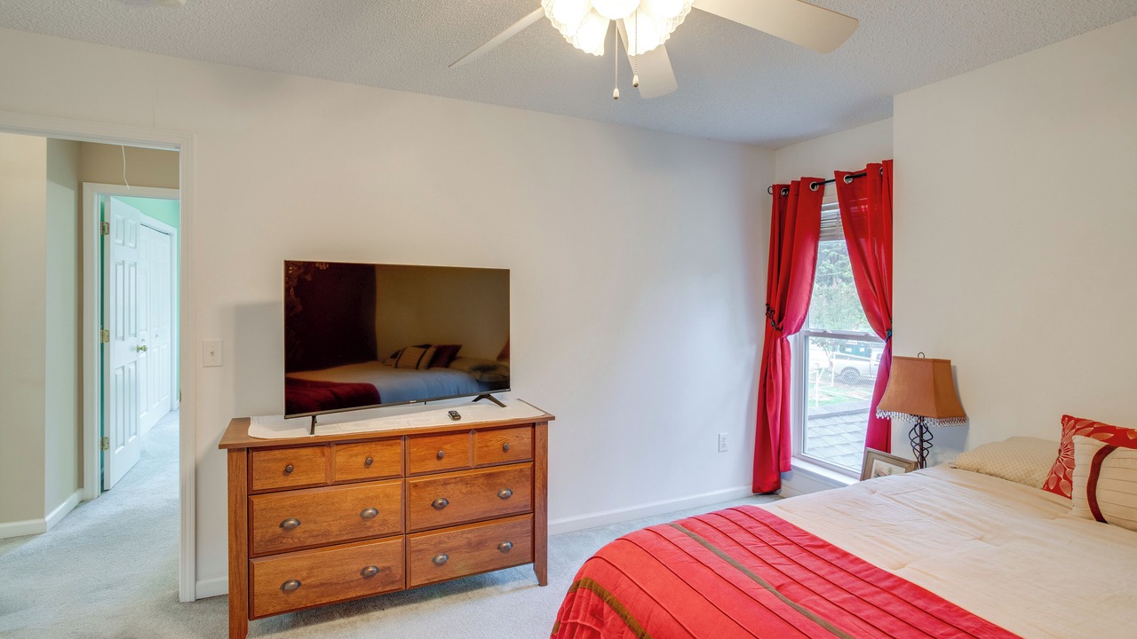 Photo of Bedroom in Chapin