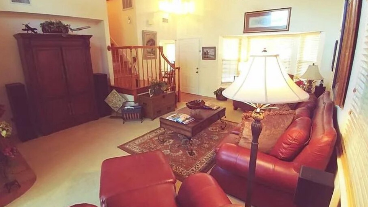 Photo of Livingroom in Florida Ridge