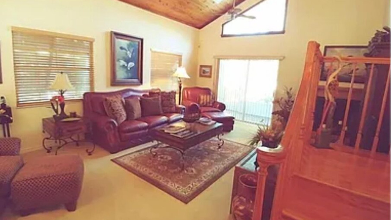 Photo of Livingroom in Florida Ridge