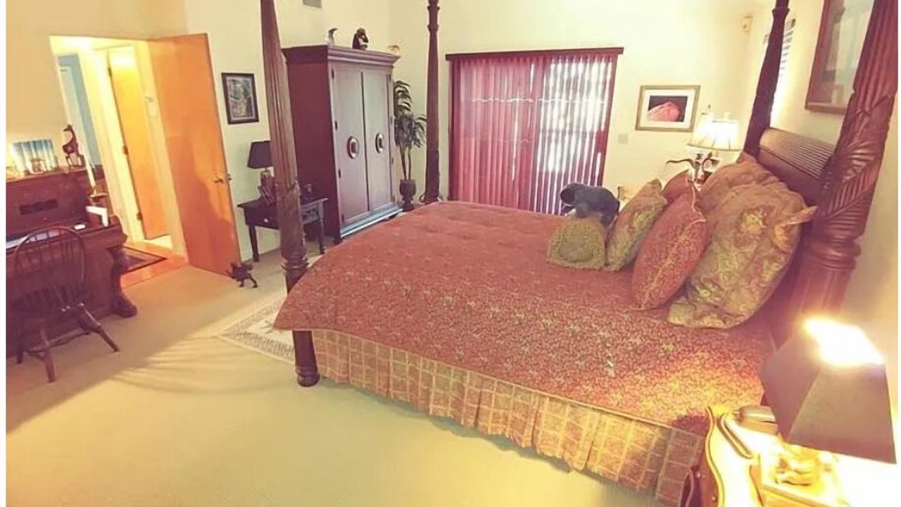 Photo of Bedroom in Florida Ridge