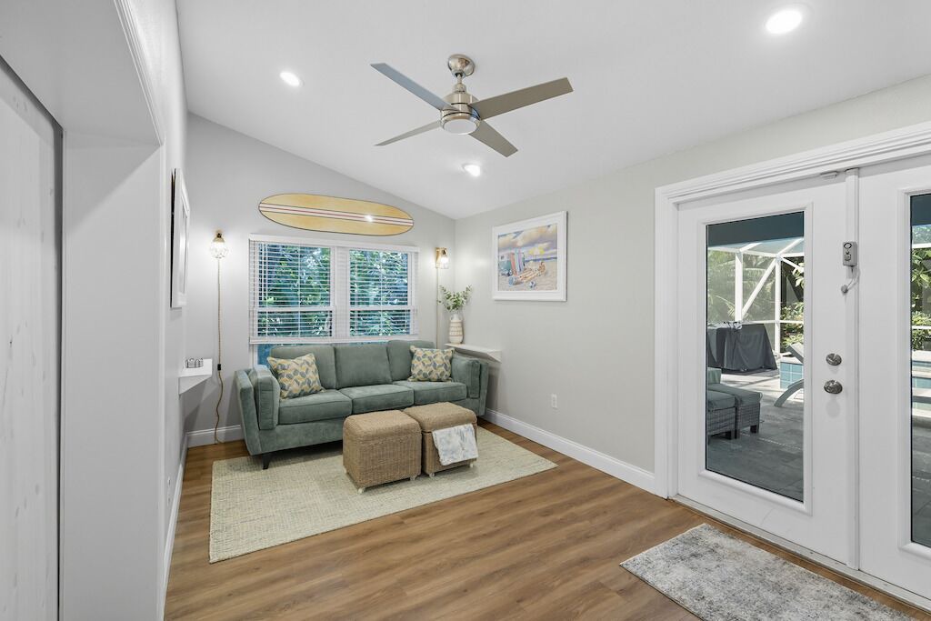 Photo of Livingroom in Wabasso Beach