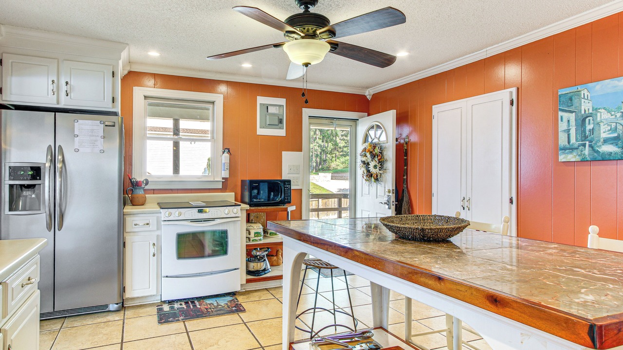 Photo of Kitchen in Cross Hill