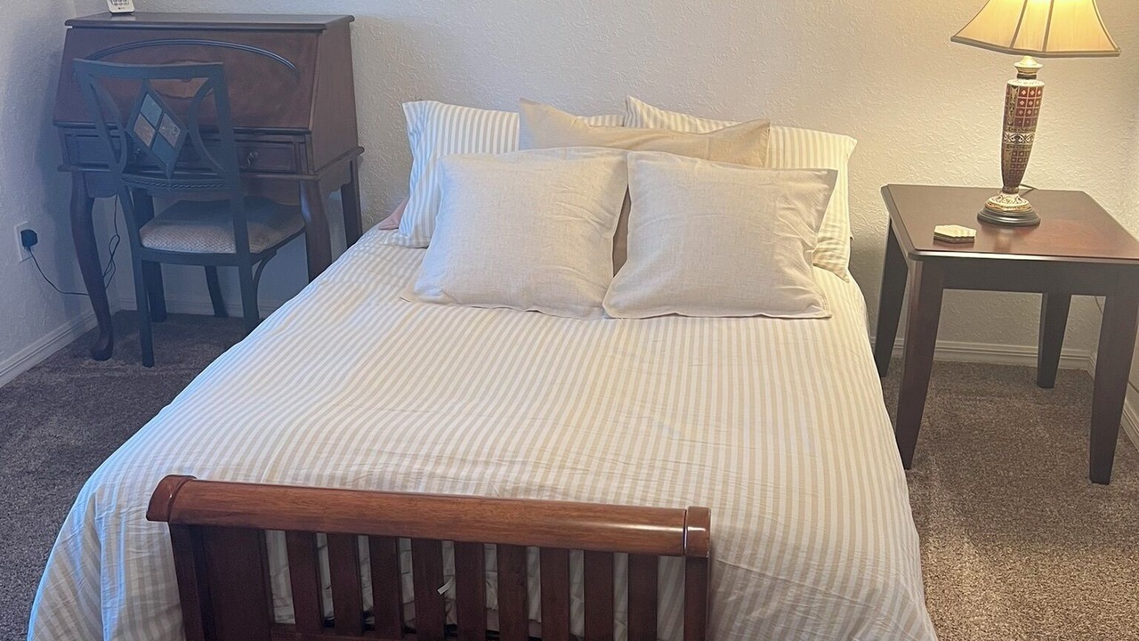 Photo of Bedroom in Melbourne Beach